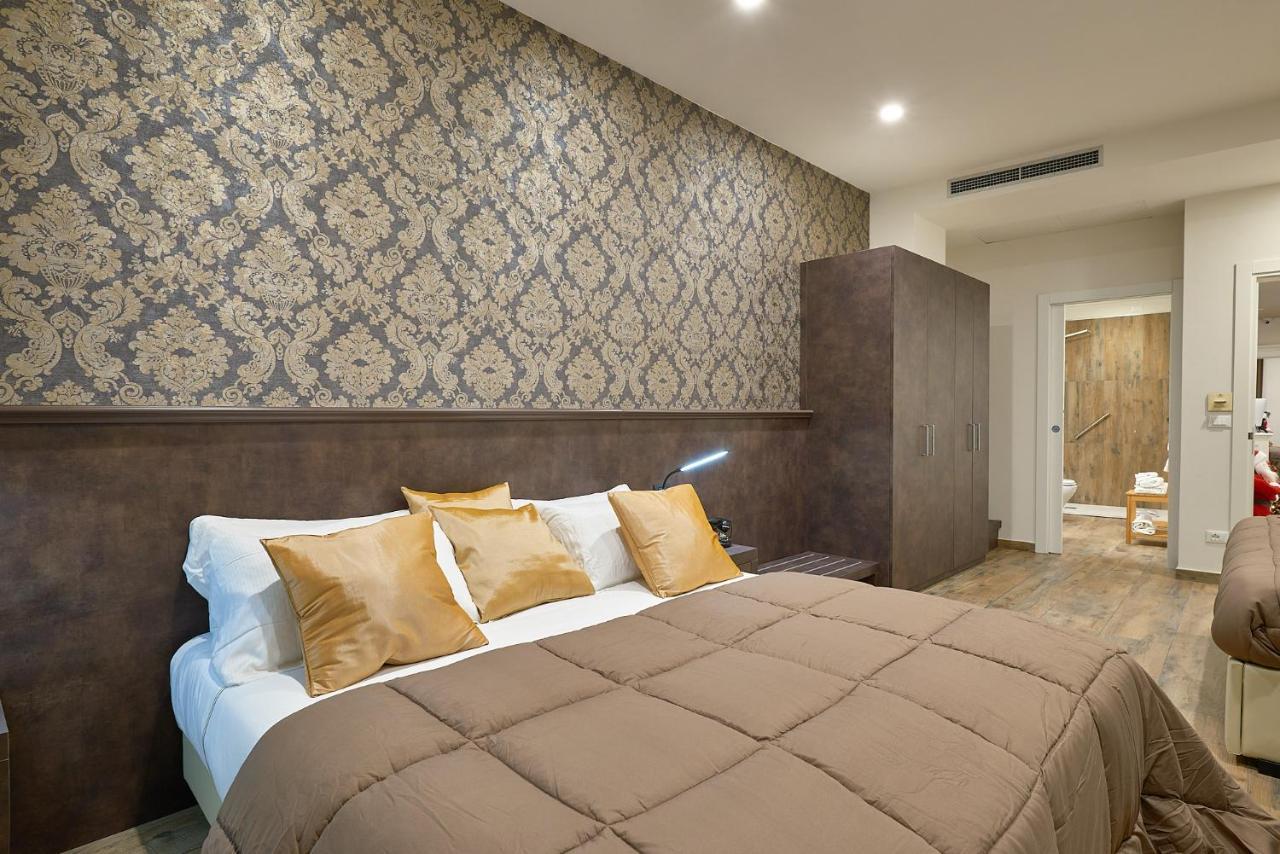 Ricaroka Hotel Albenga Buitenkant foto