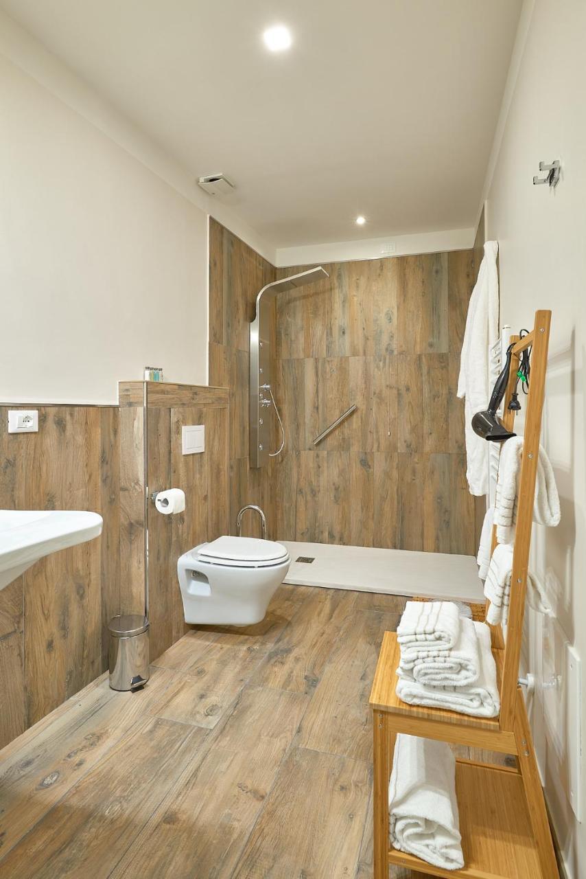 Ricaroka Hotel Albenga Buitenkant foto