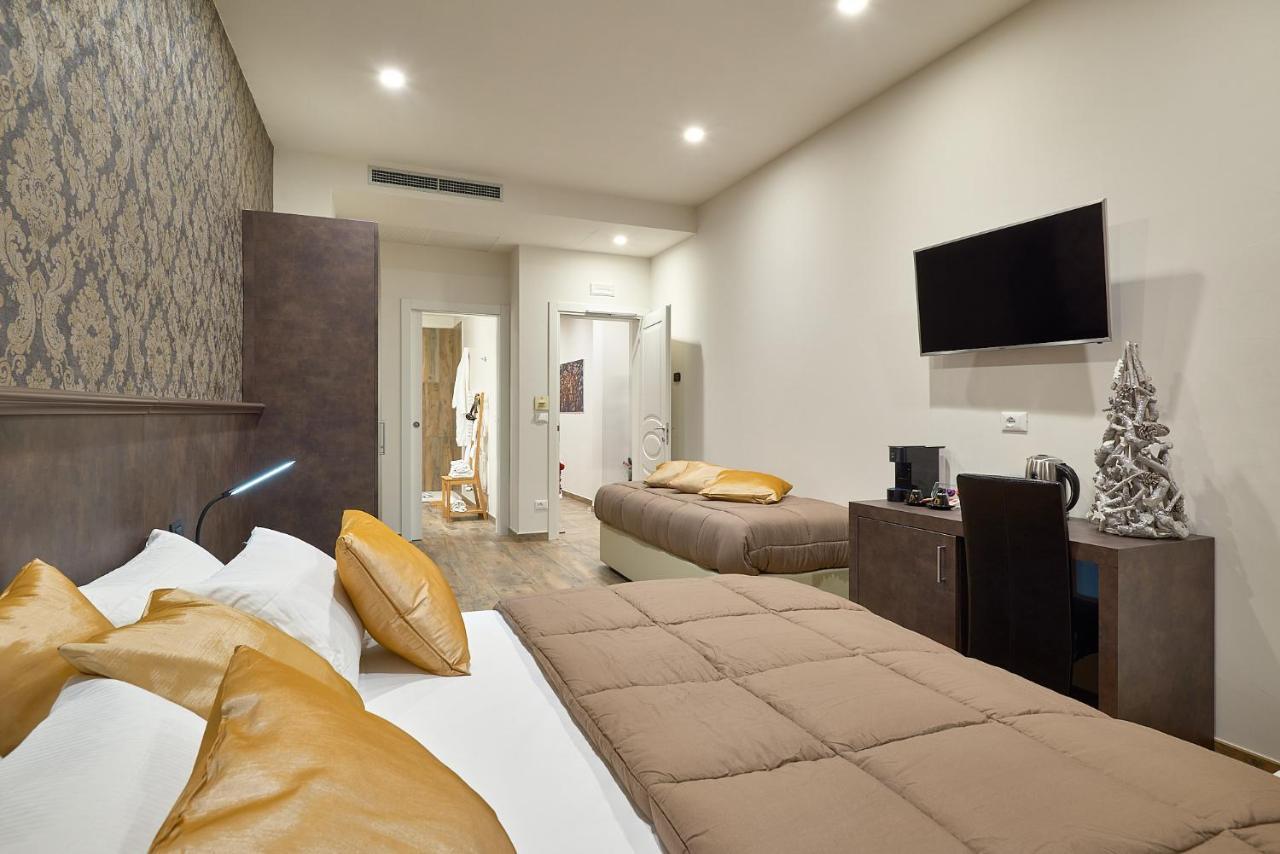 Ricaroka Hotel Albenga Buitenkant foto